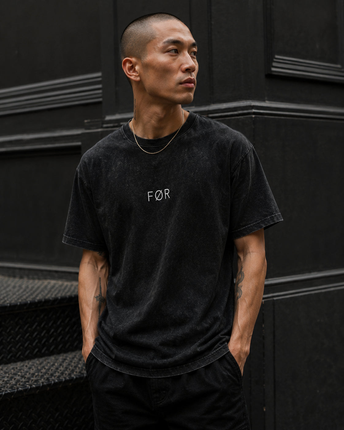 Minimal Tee